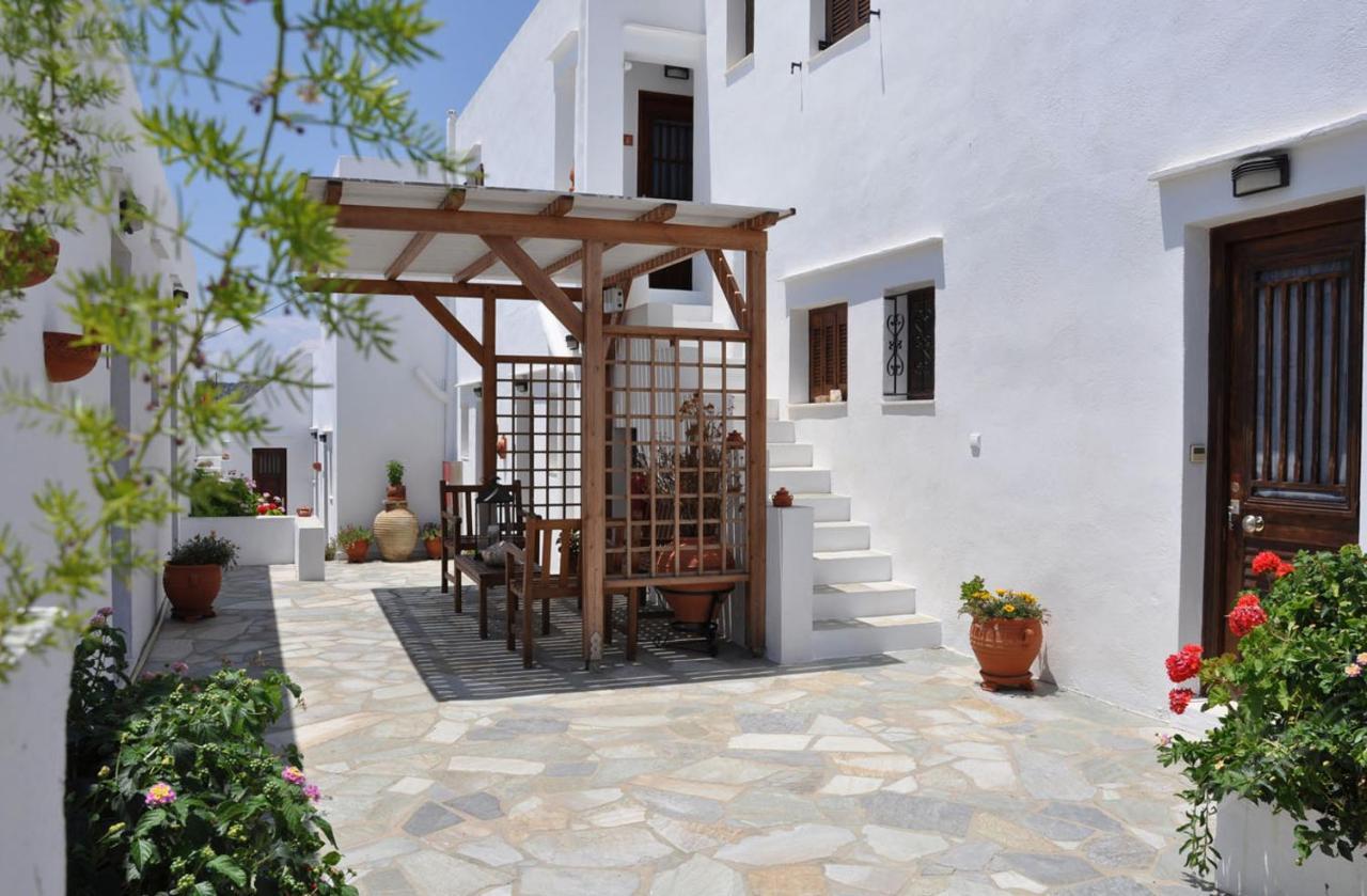 Margarita And Chara Hotel Faros  Ngoại thất bức ảnh